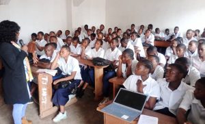 IMG-20241210-WA00012-300x181 Bukavu : la coalition JPS clôture les  16 jours d'activisme avec les élèves de l'Institut Tujikaze2 à travers une sensibilisation sur les VBG